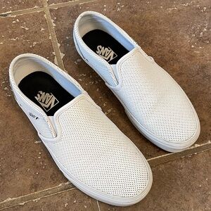 Women’s Vans slip ons